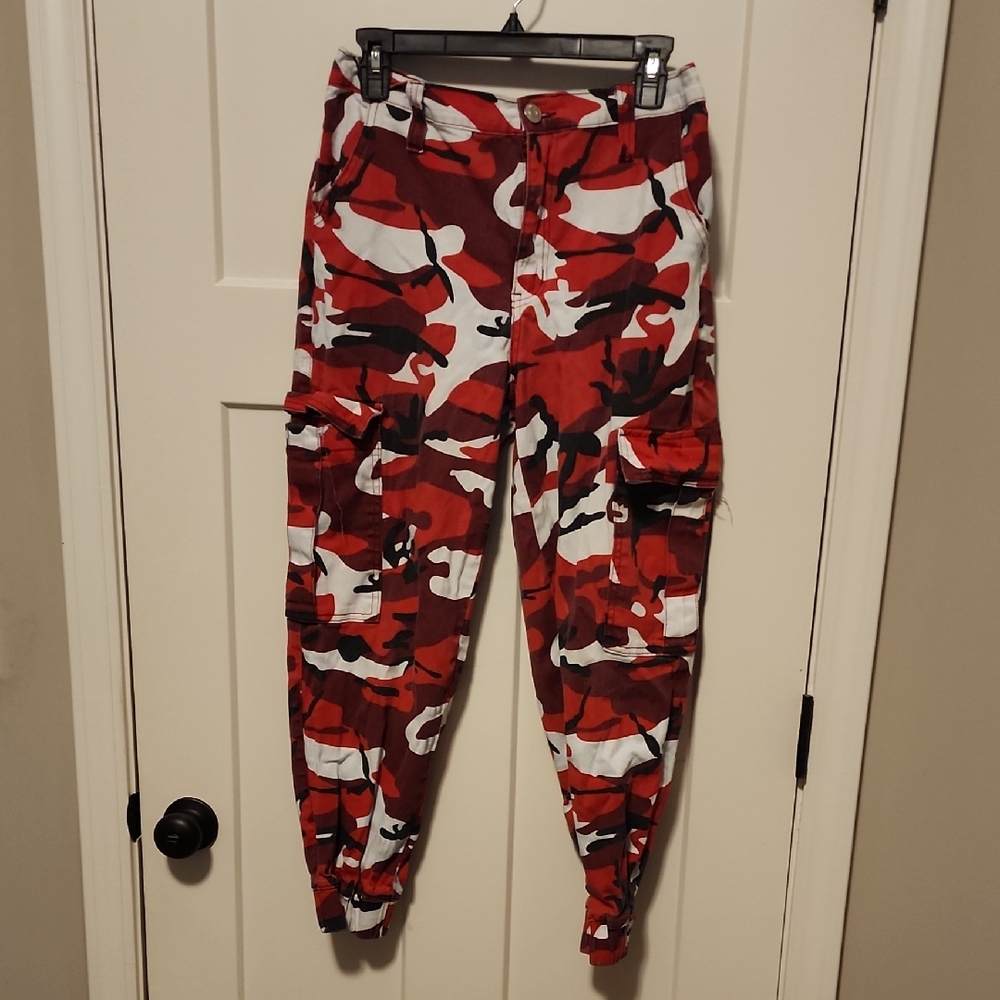 Rue21 Red and Black Camouflage Cargo Pants